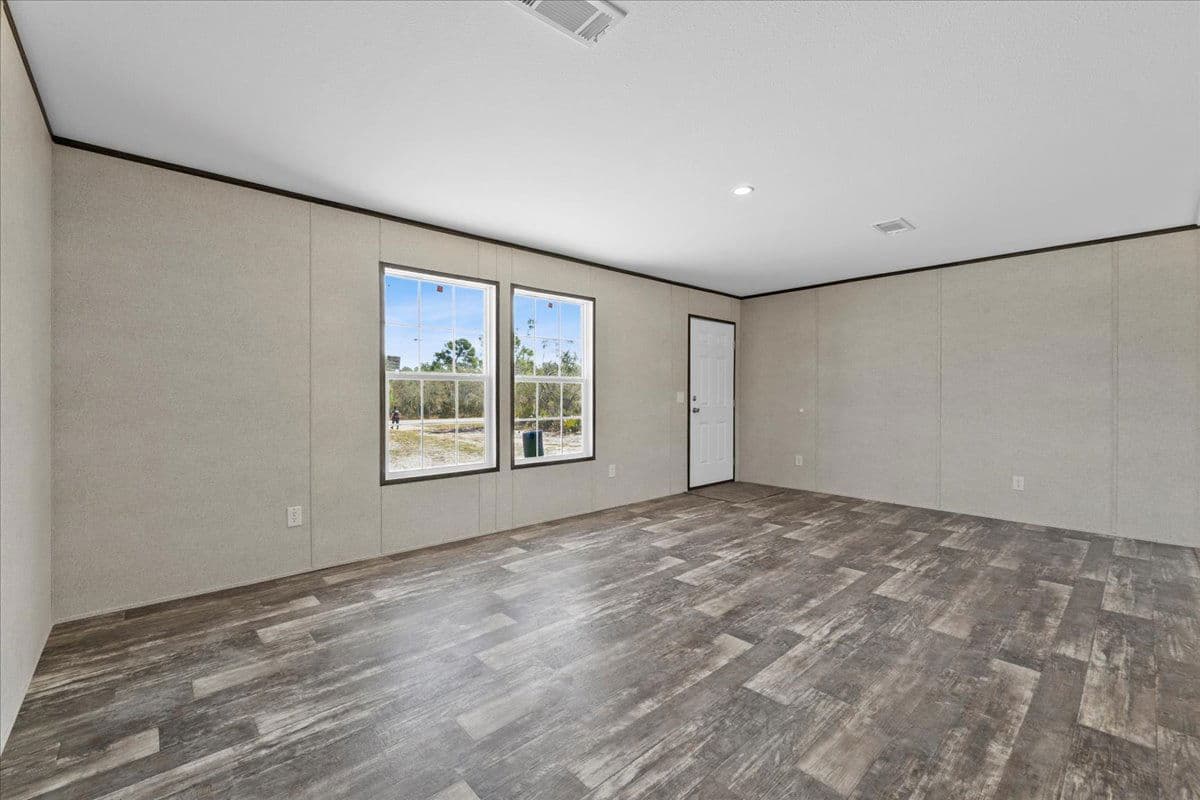 114 mark avenue, lady lake, florida 32159 (sold) 265,300 interior home features