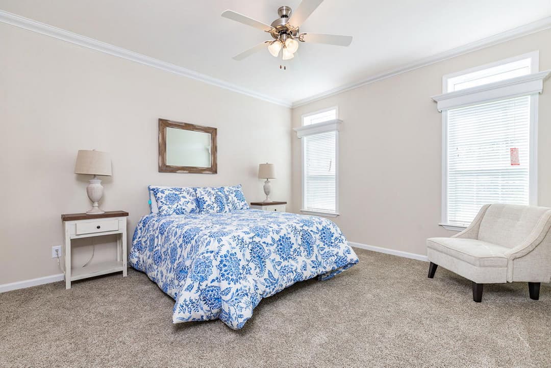 Silver springs 5035 bedroom home features