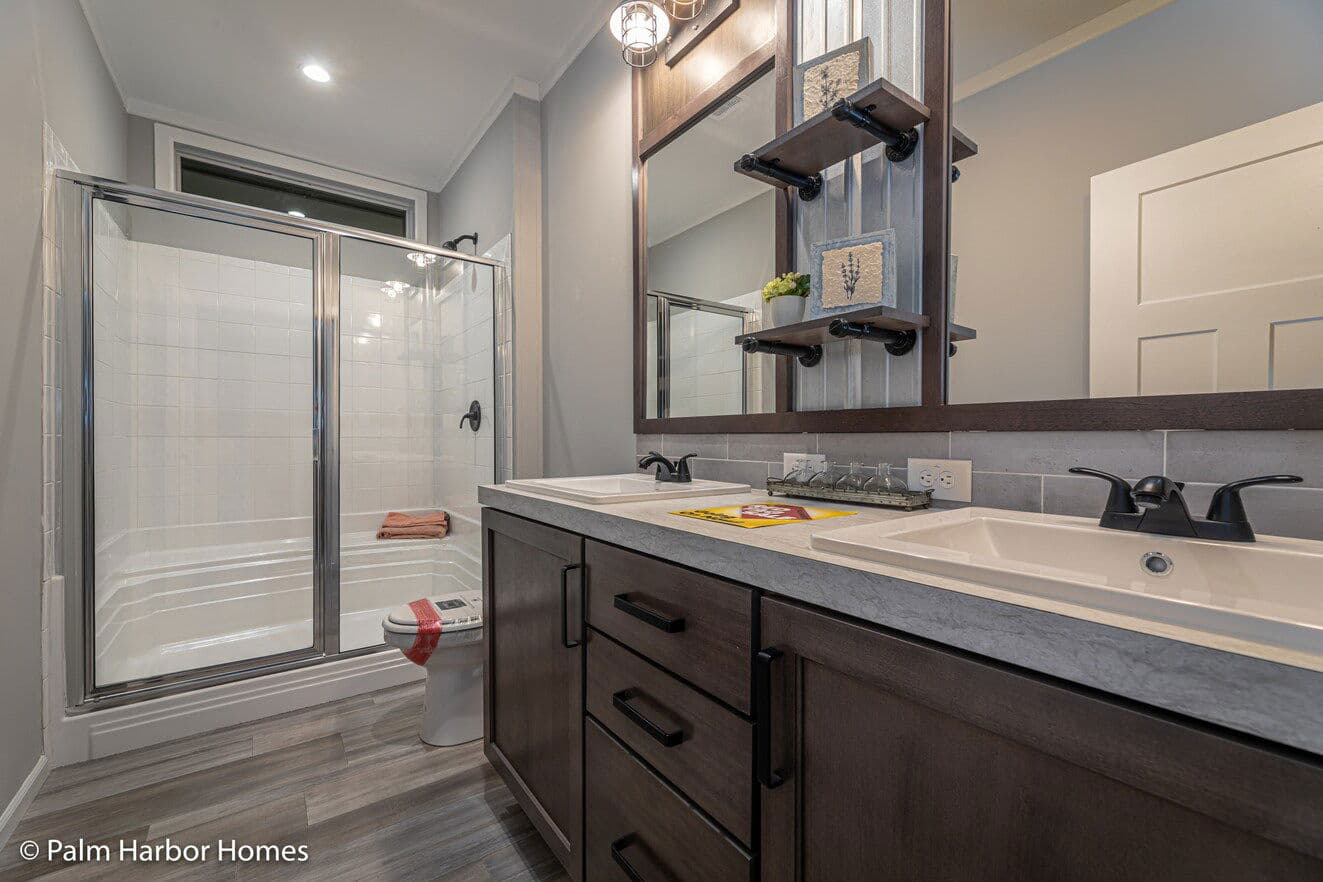 Levy 28482a bathroom home features