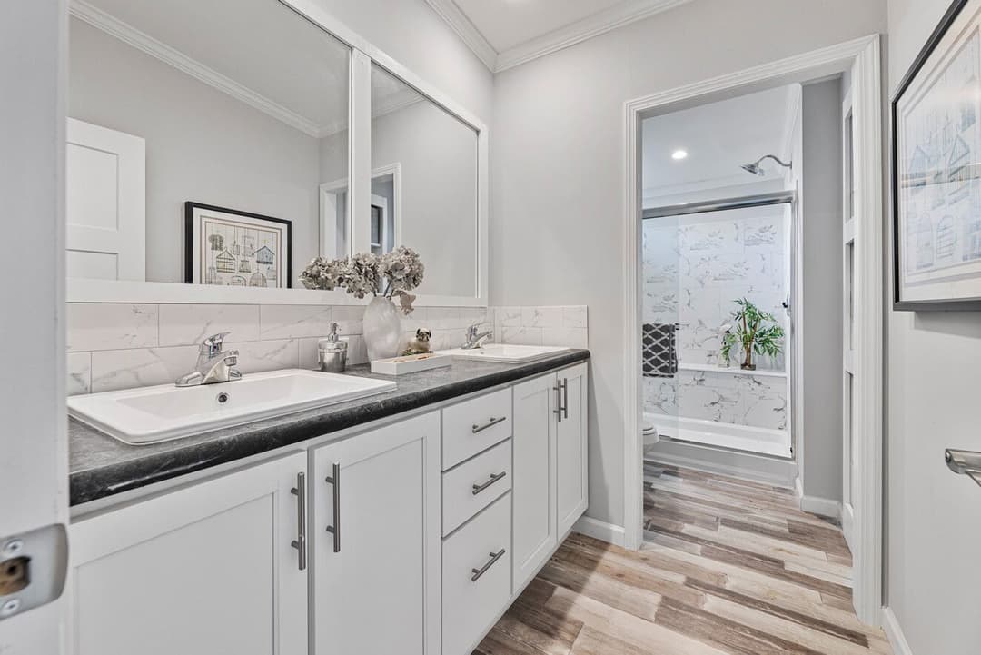 Ventura vi 30483c bathroom home features