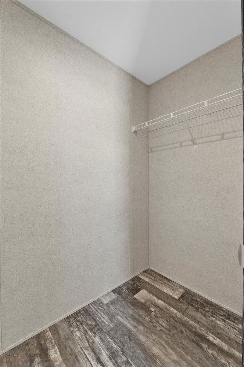 114 mark avenue, lady lake, florida 32159 (sold) 265,300 interior home features