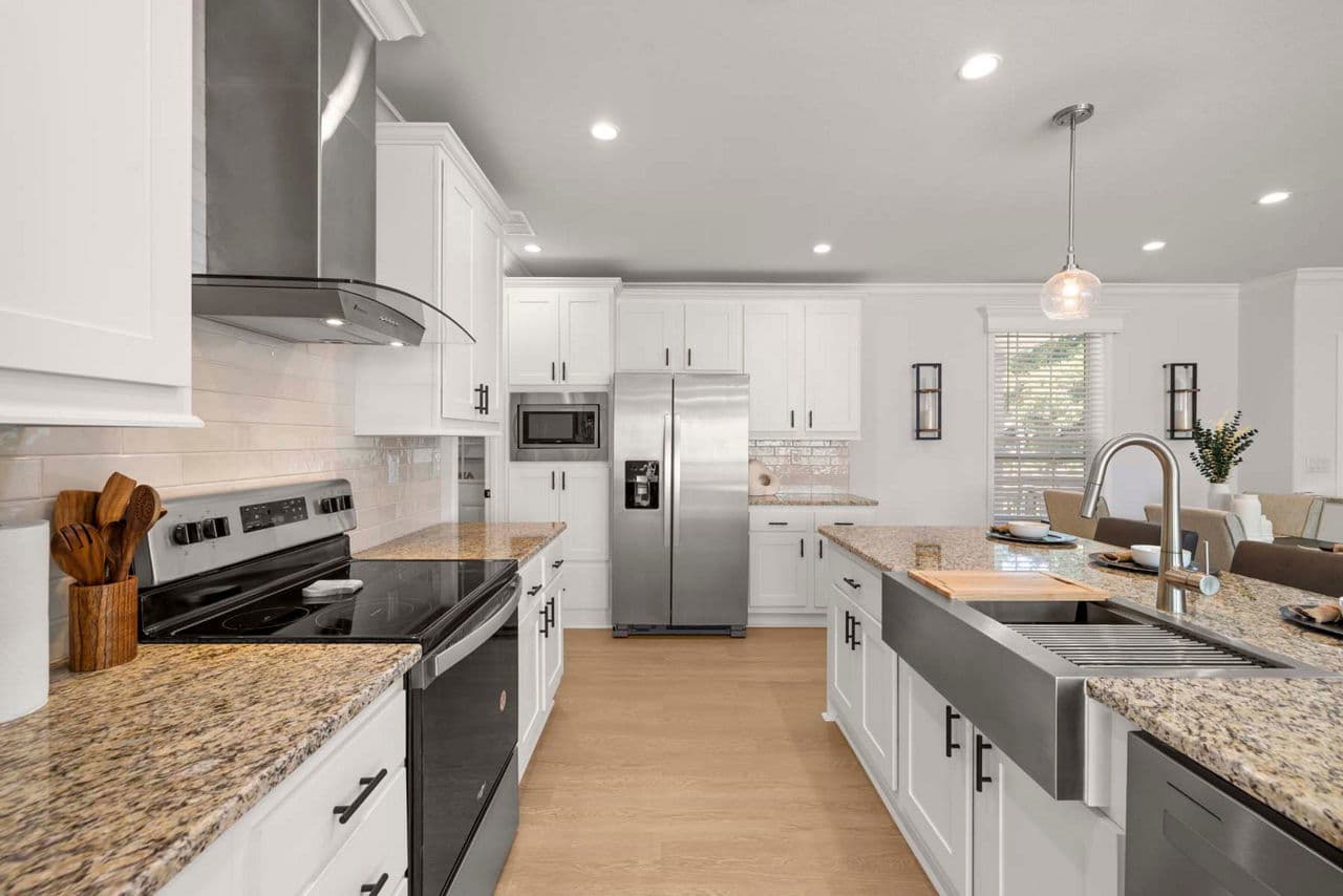 Silver springs 5355 kitchen home features