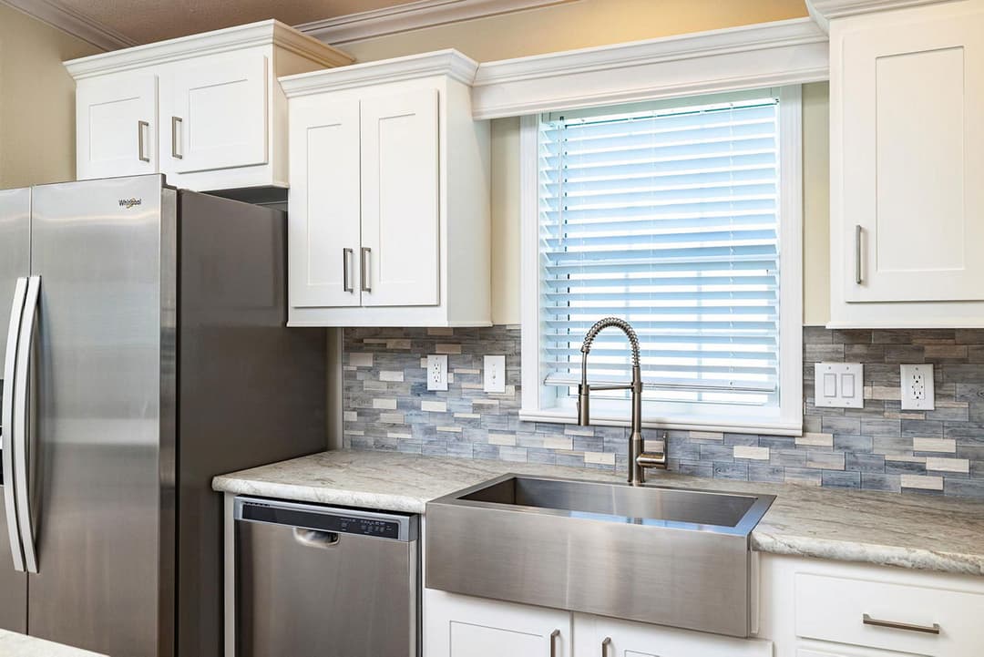 Silver springs 5361 kitchen home features