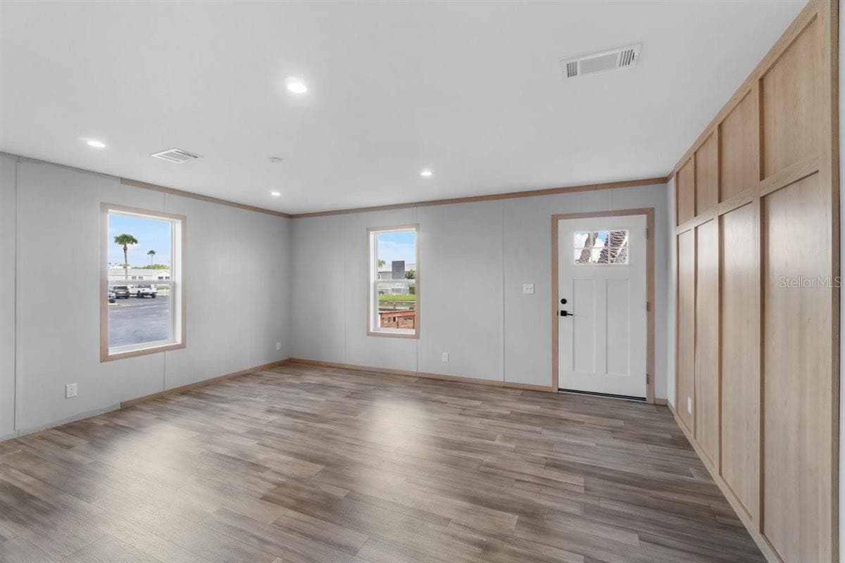 24116 armadillo rd, astor, fl 32102 (for sale) $248,995  home features