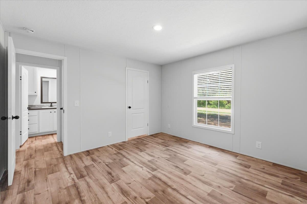 36625 cord st, zephyrhills, fl 33541 (forsale) $295,999  home features