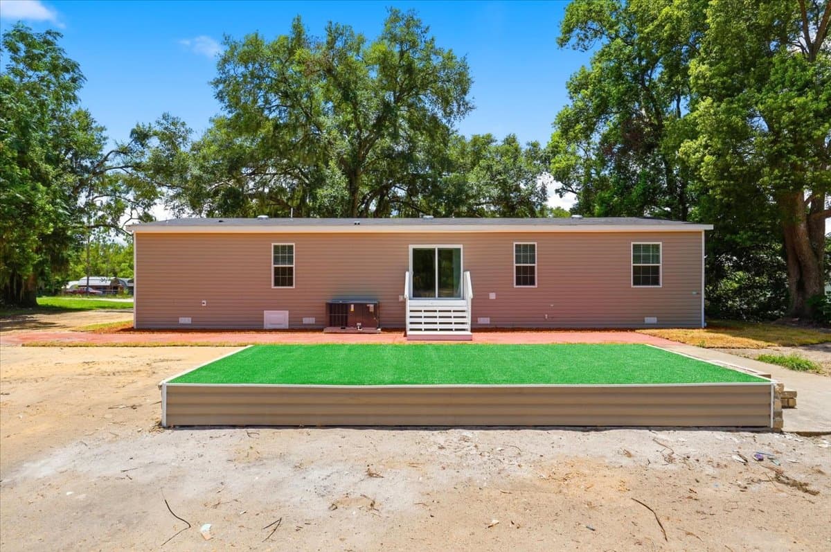 36625 cord st, zephyrhills, fl 33541 (forsale) $295,999  home features