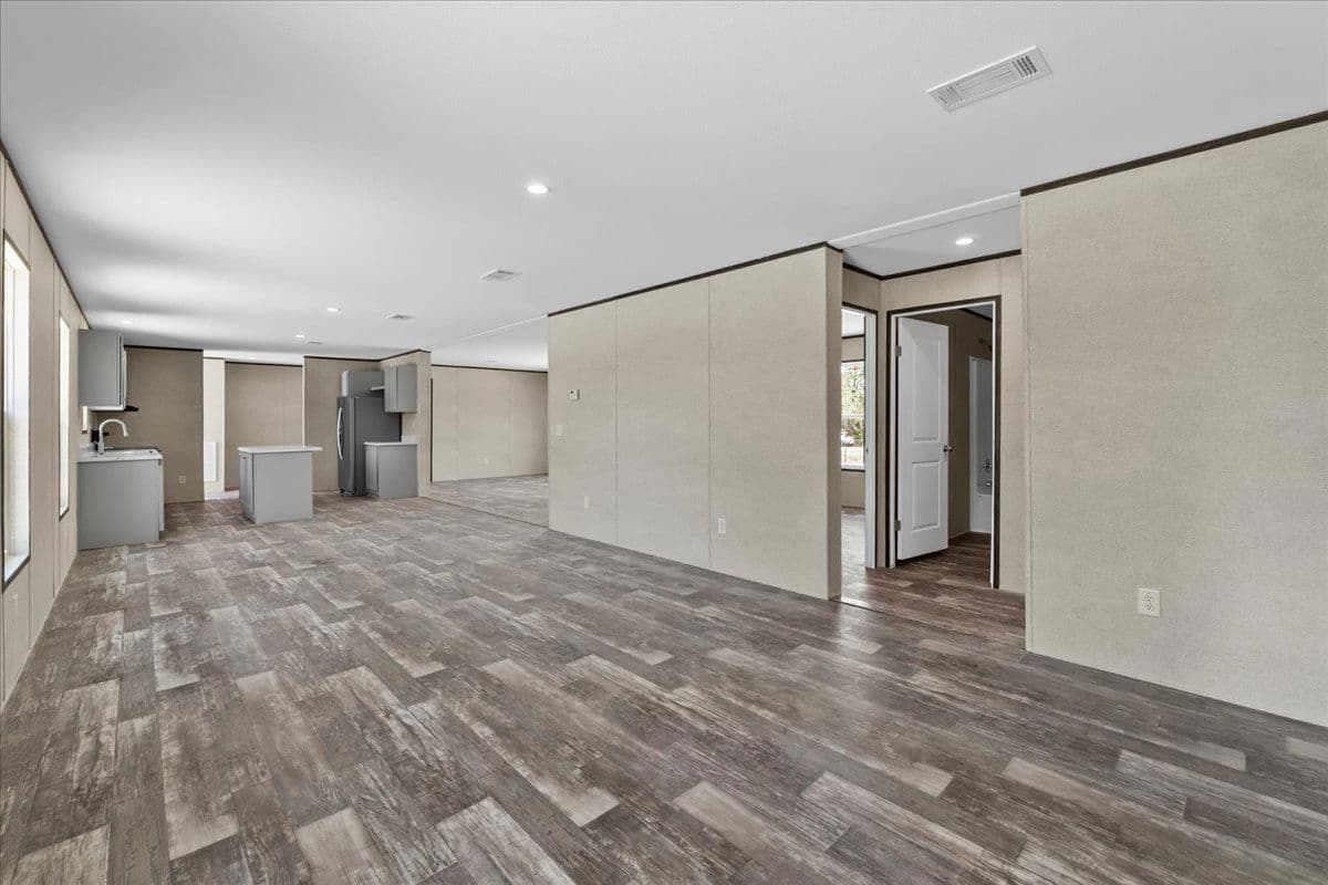 114 mark avenue, lady lake, florida 32159 (sold) 265,300 interior home features