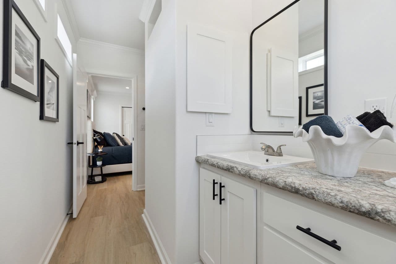 Silver springs 5044a bal harbour bathroom home features