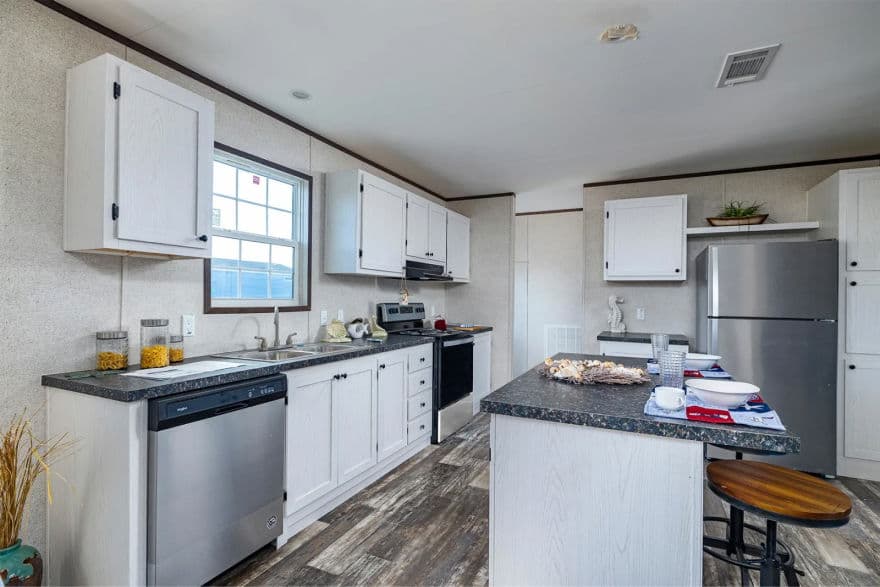 Burnett kitchen home features