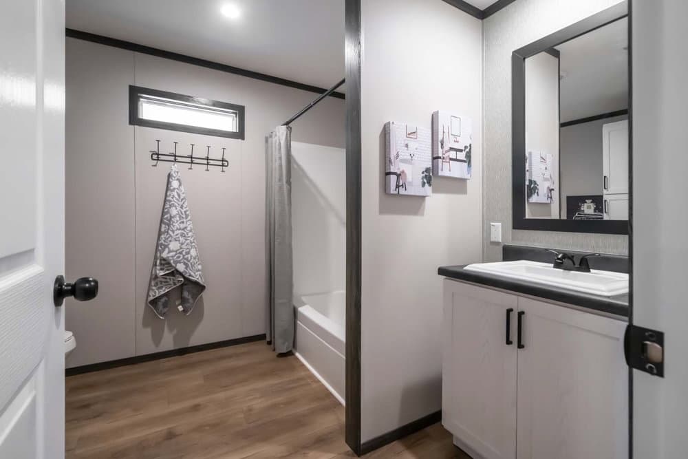 Amory bathroom home features