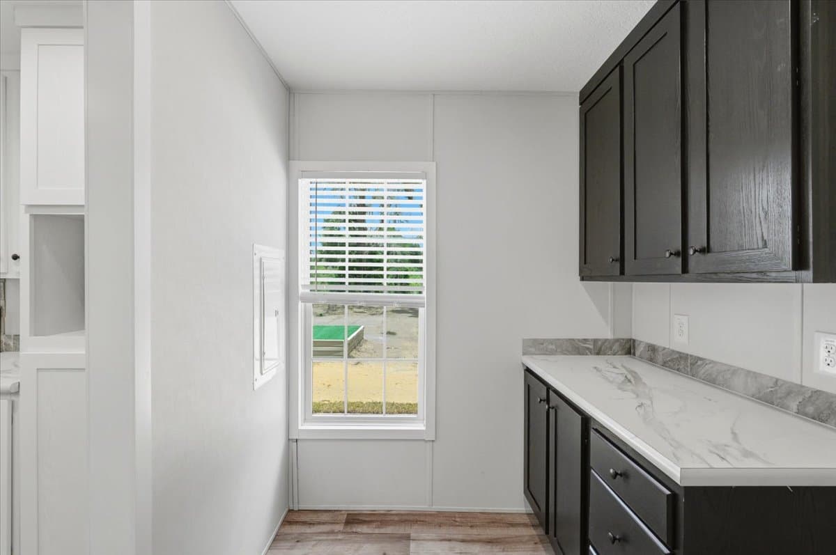 36625 cord st, zephyrhills, fl 33541 (forsale) $295,999  home features