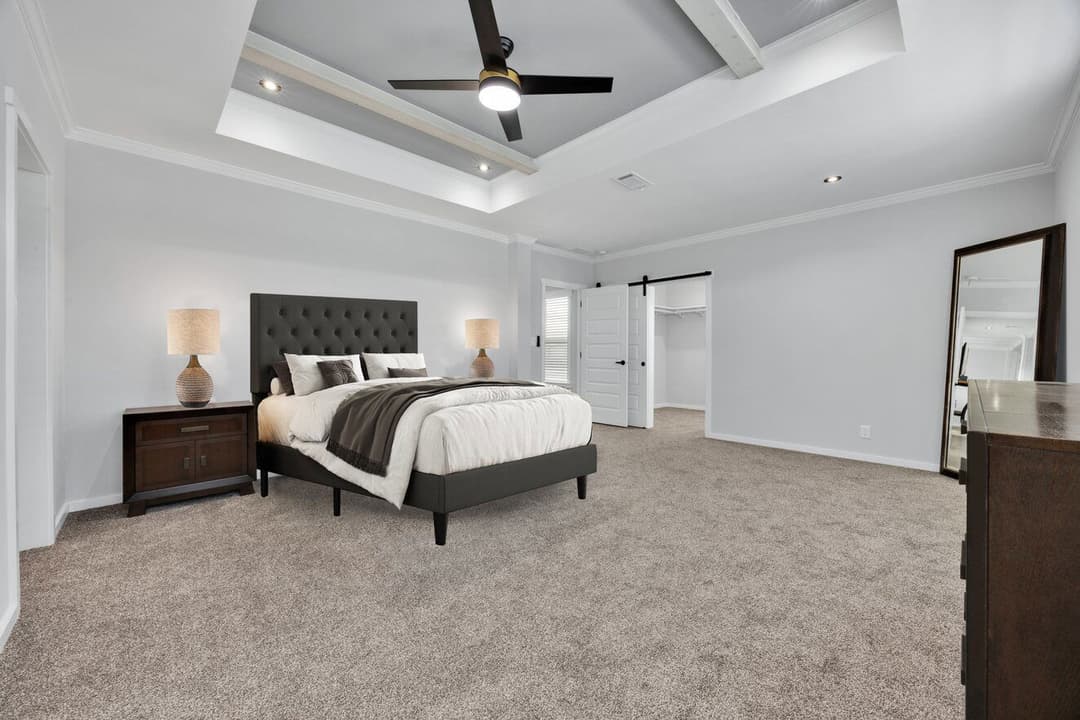 Elite bedroom home features