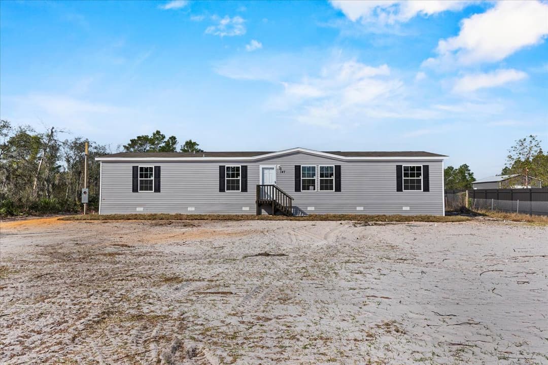 114 mark avenue, lady lake, florida 32159 (sold) 265,300 exterior and hero home features