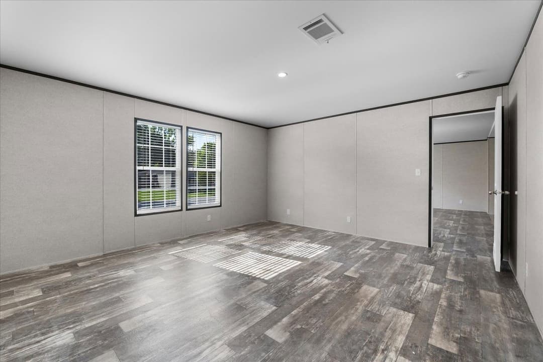 9060 sarah drive, polk city, florida 33868 (sold) interior home features