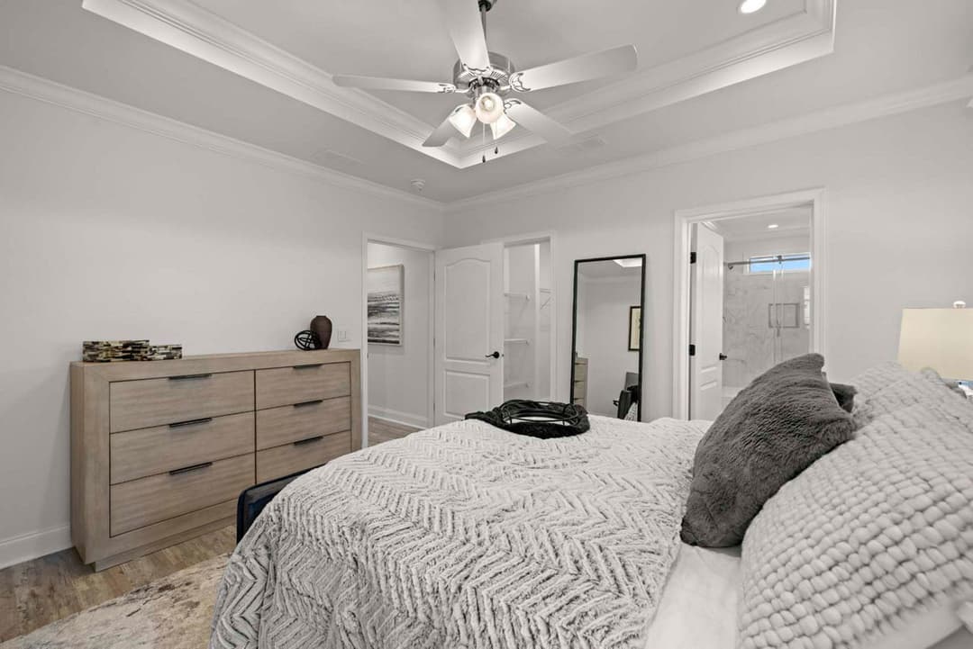 Silver springs 5046 bedroom home features