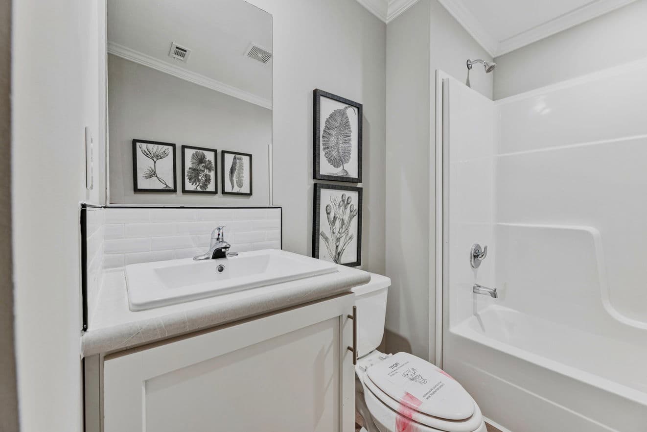 Kennedy ii 30603d bathroom home features