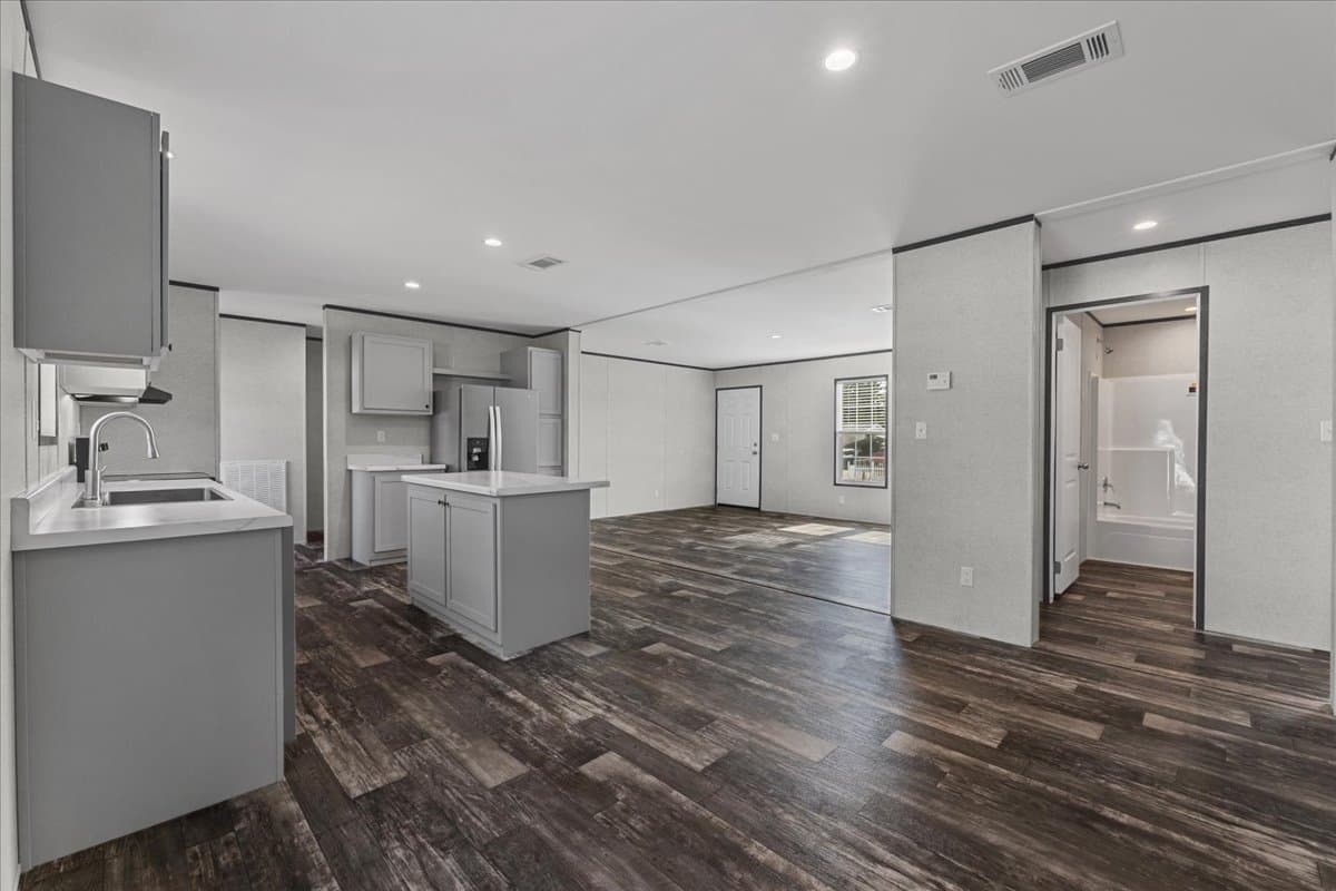 1909 pleasure drive, holiday, florida 34691 (forsale) $210,999  home features