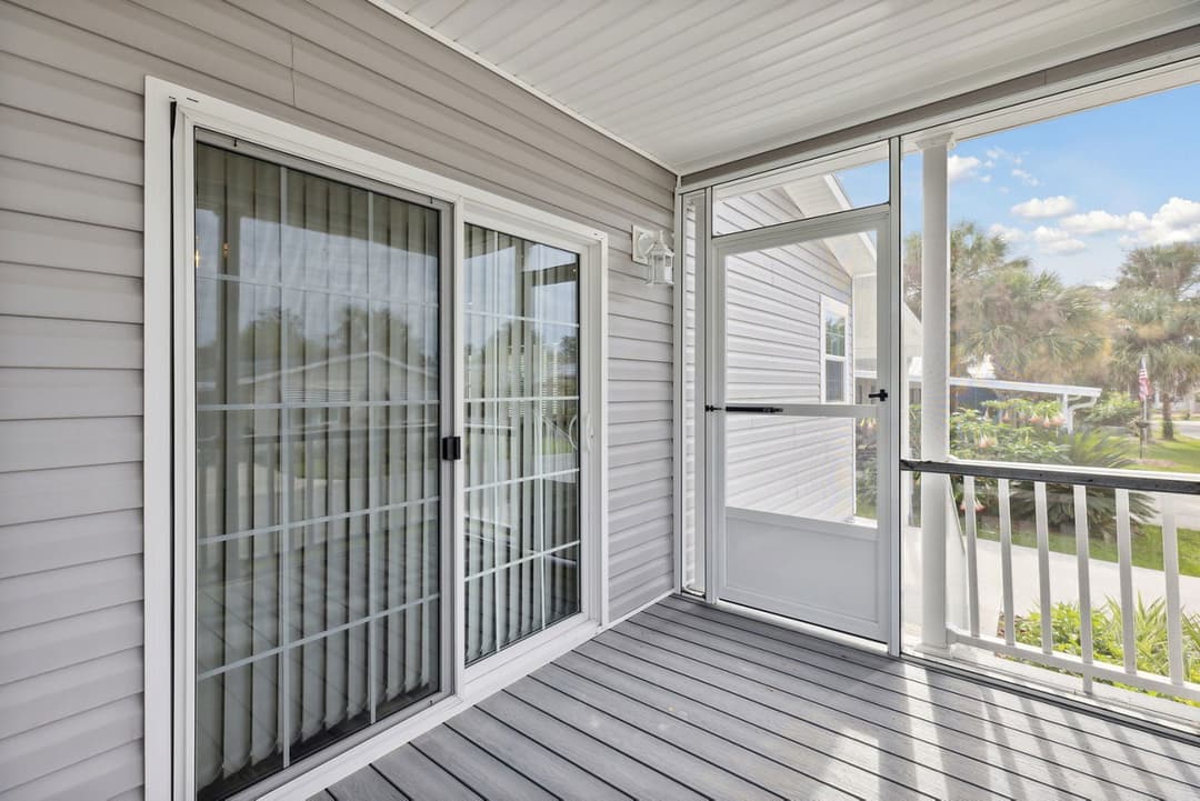 Silver springs 4893 exterior home features