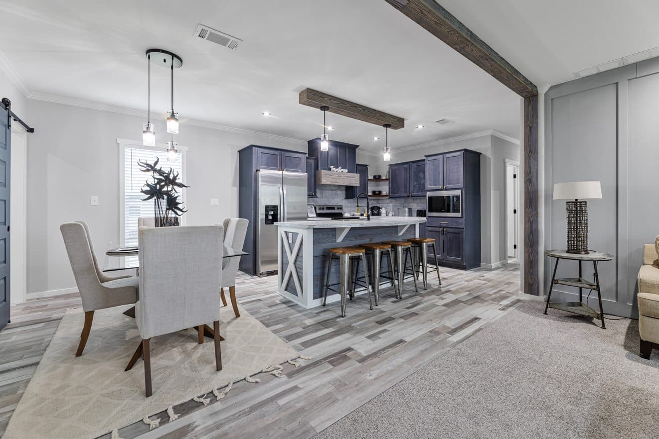 Paxton 28523a kitchen home features