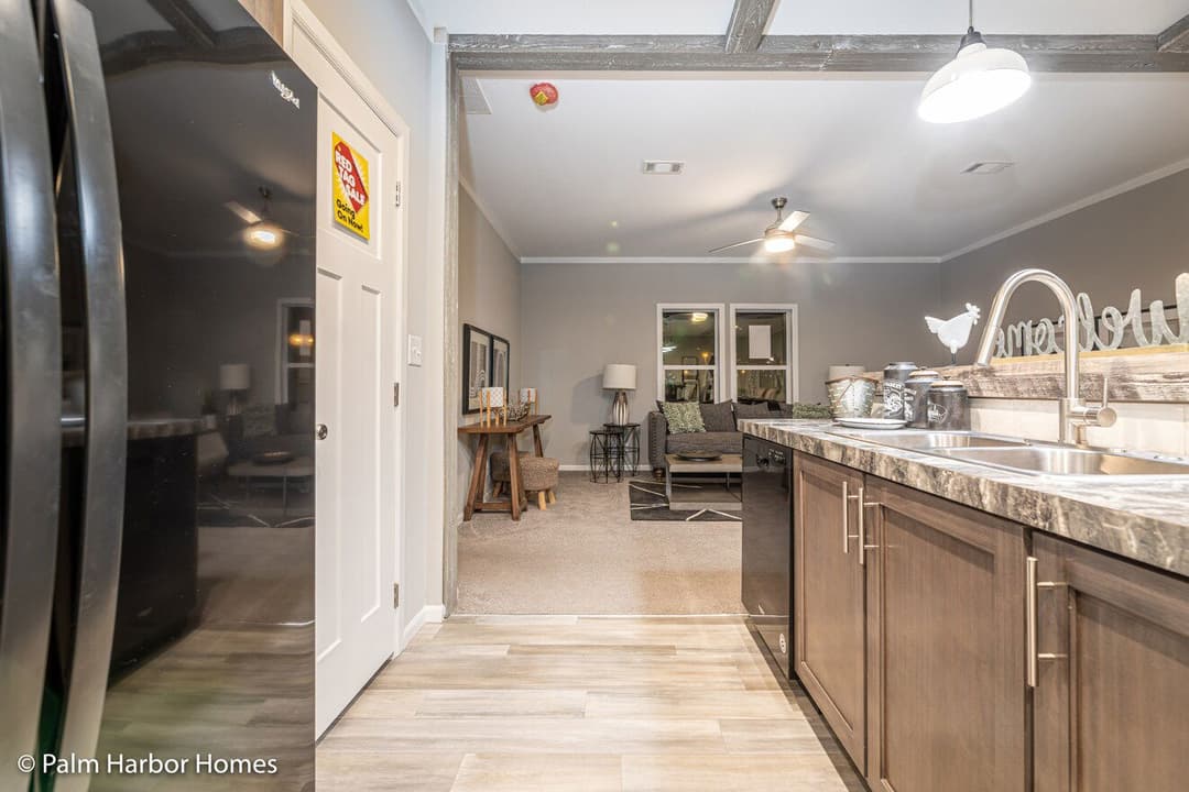 Levy 28482a kitchen home features