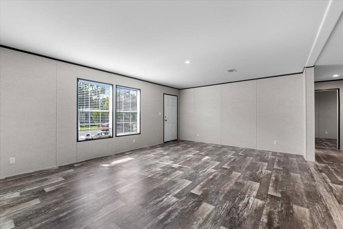 9060 sarah drive, polk city, florida 33868 (sold) interior home features