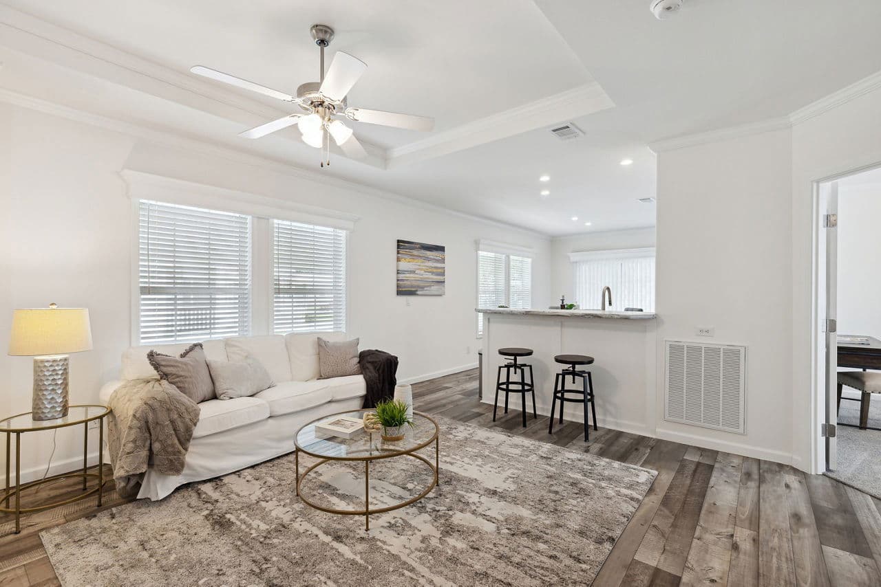 Silver springs 5029 interior home features