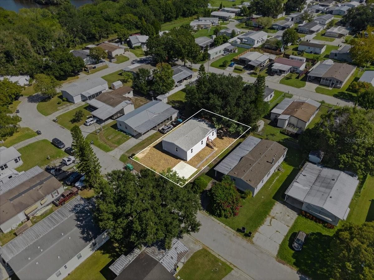 432 oak rdg w, lakeland, fl 33801(for sale) $246,581  home features