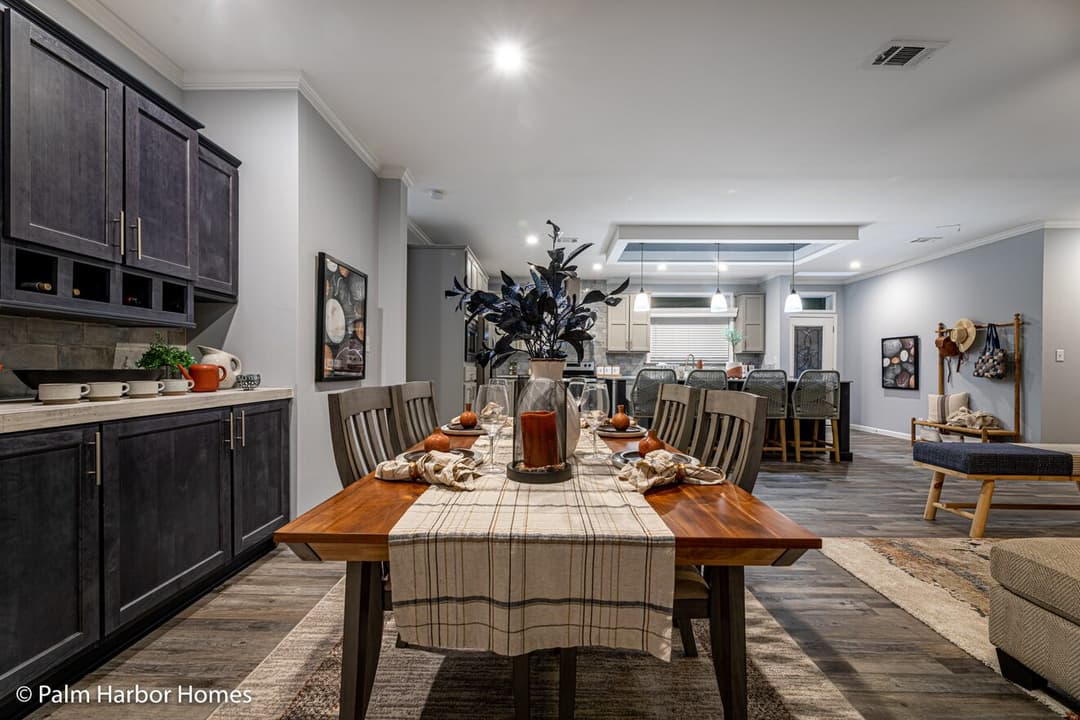 Malibu 30603b interior home features