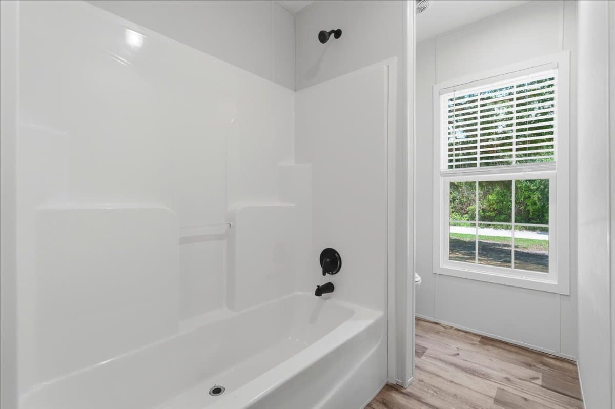 36625 cord st, zephyrhills, fl 33541 (forsale) $295,999  home features