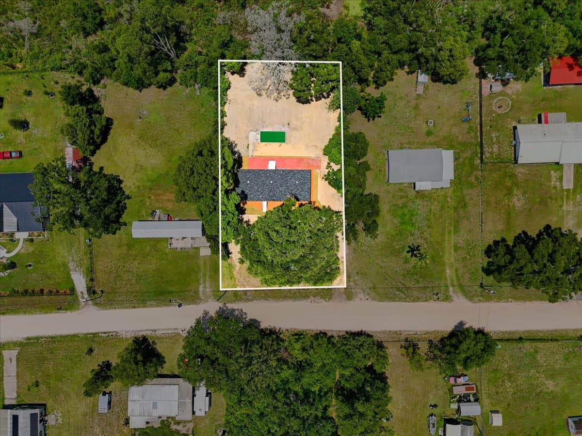 36625 cord st, zephyrhills, fl 33541 (forsale) $295,999  home features