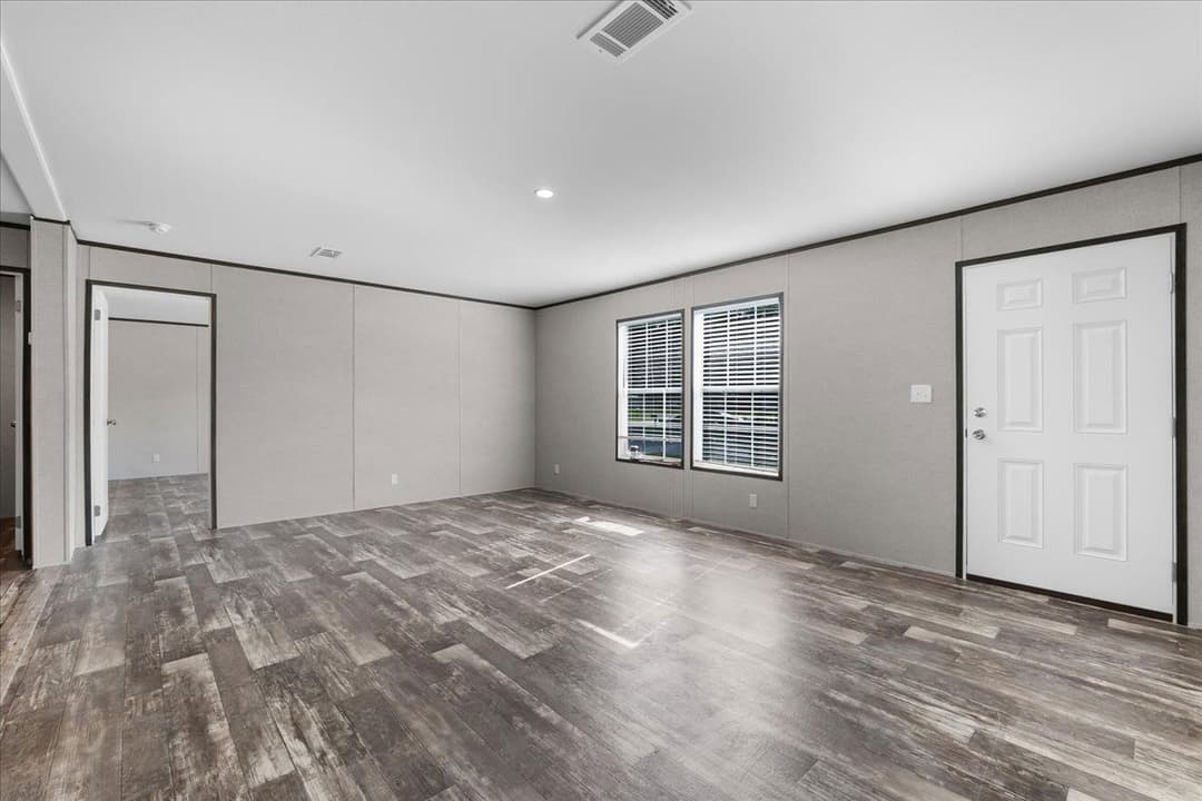 9060 sarah drive, polk city, florida 33868 (sold) interior home features