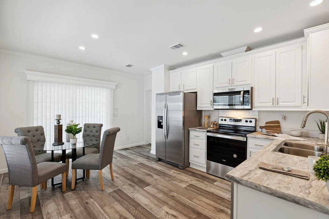 Silver springs 5029 kitchen home features