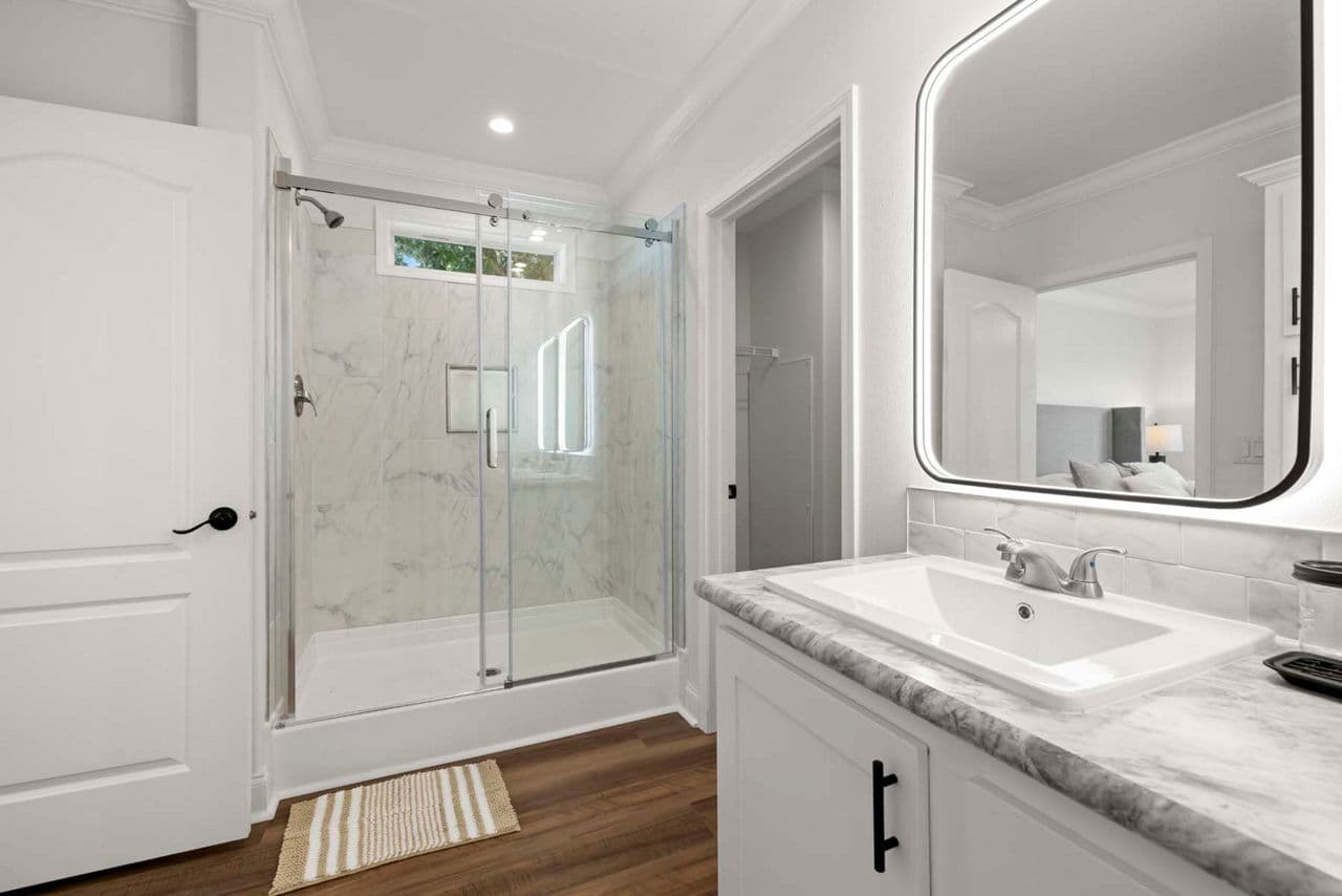 Silver springs 5320 bathroom home features