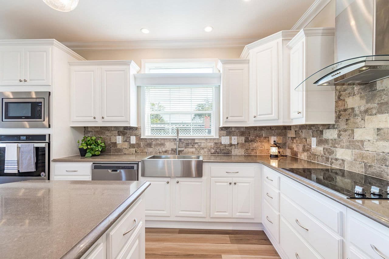 Silver springs 5035 kitchen home features