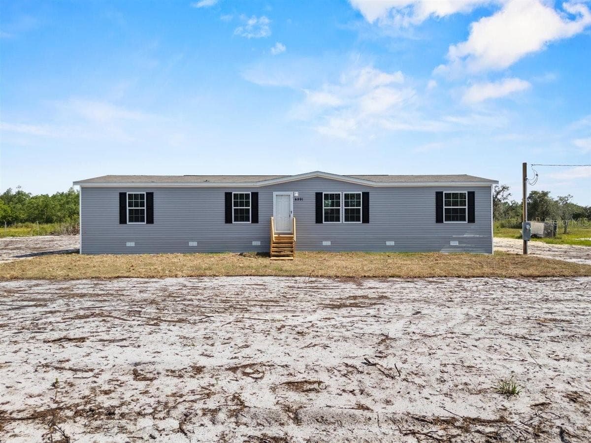 2436 edwin st ne, winter haven, fl 33881 (forsale) $249,764 hero home features