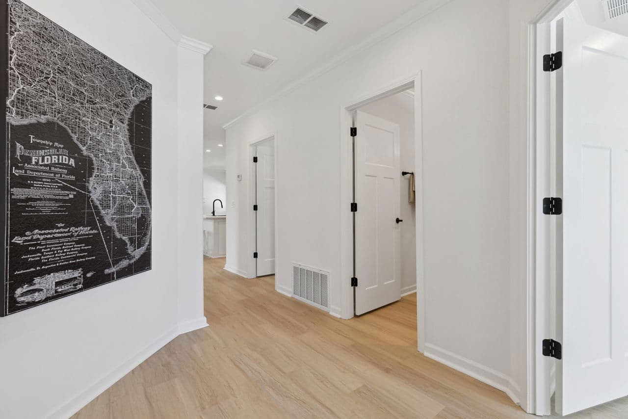 Silver springs 5044a bal harbour interior home features