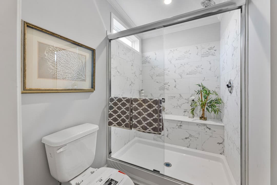 Ventura vi 30483c bathroom home features