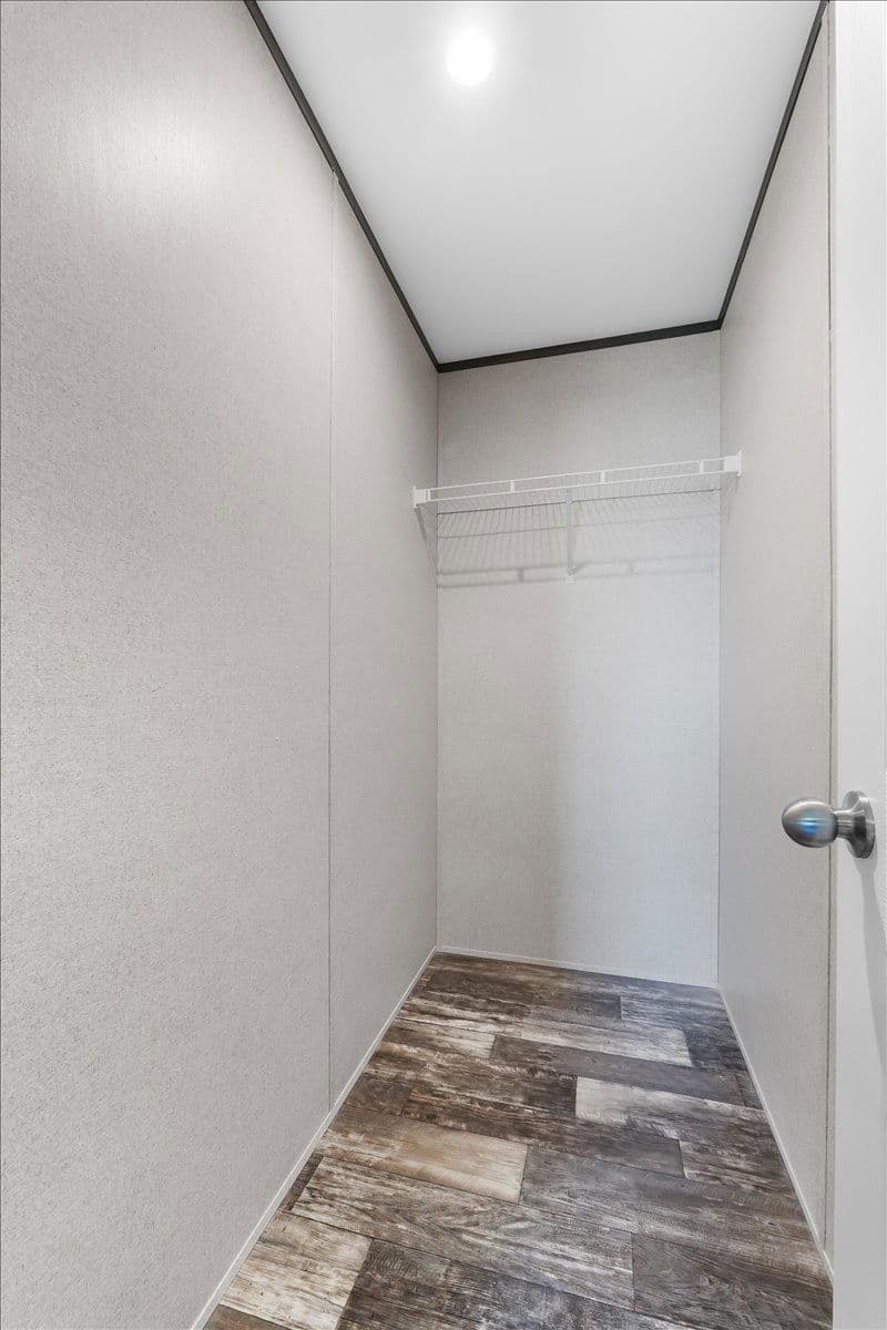 9060 sarah drive, polk city, florida 33868 (sold) interior home features