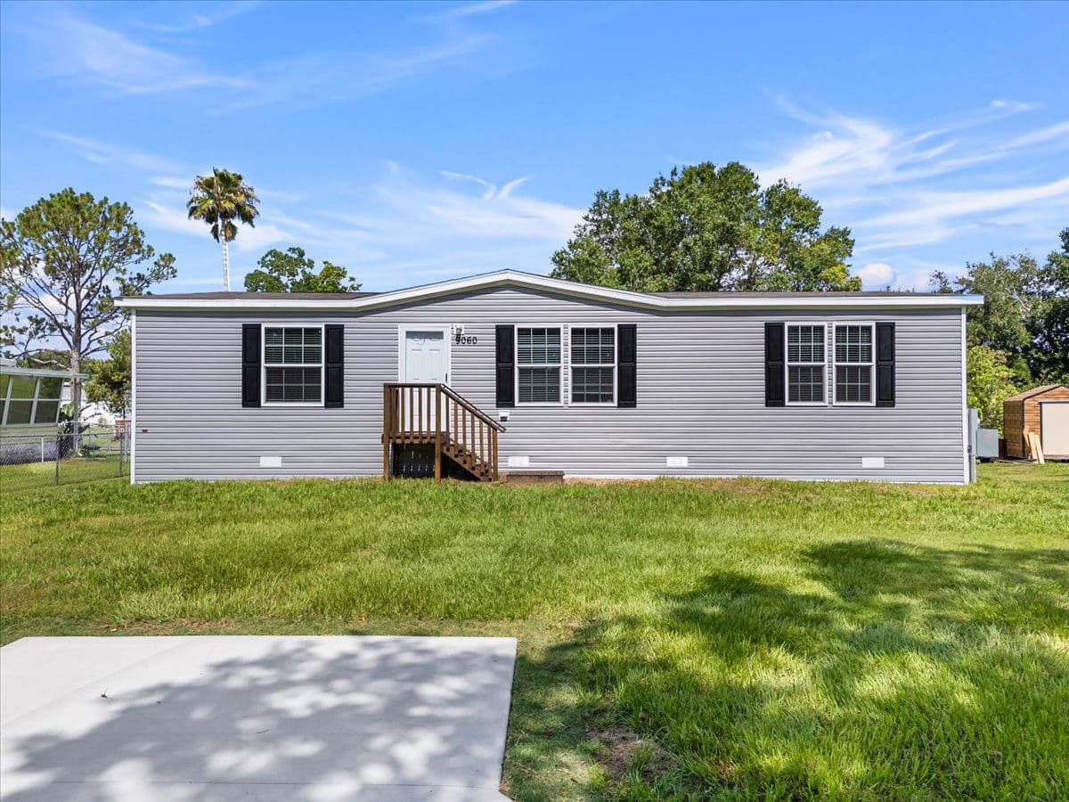 54 oakridge dr, frostproof, fl 33843 (for sale) $268,663  home features