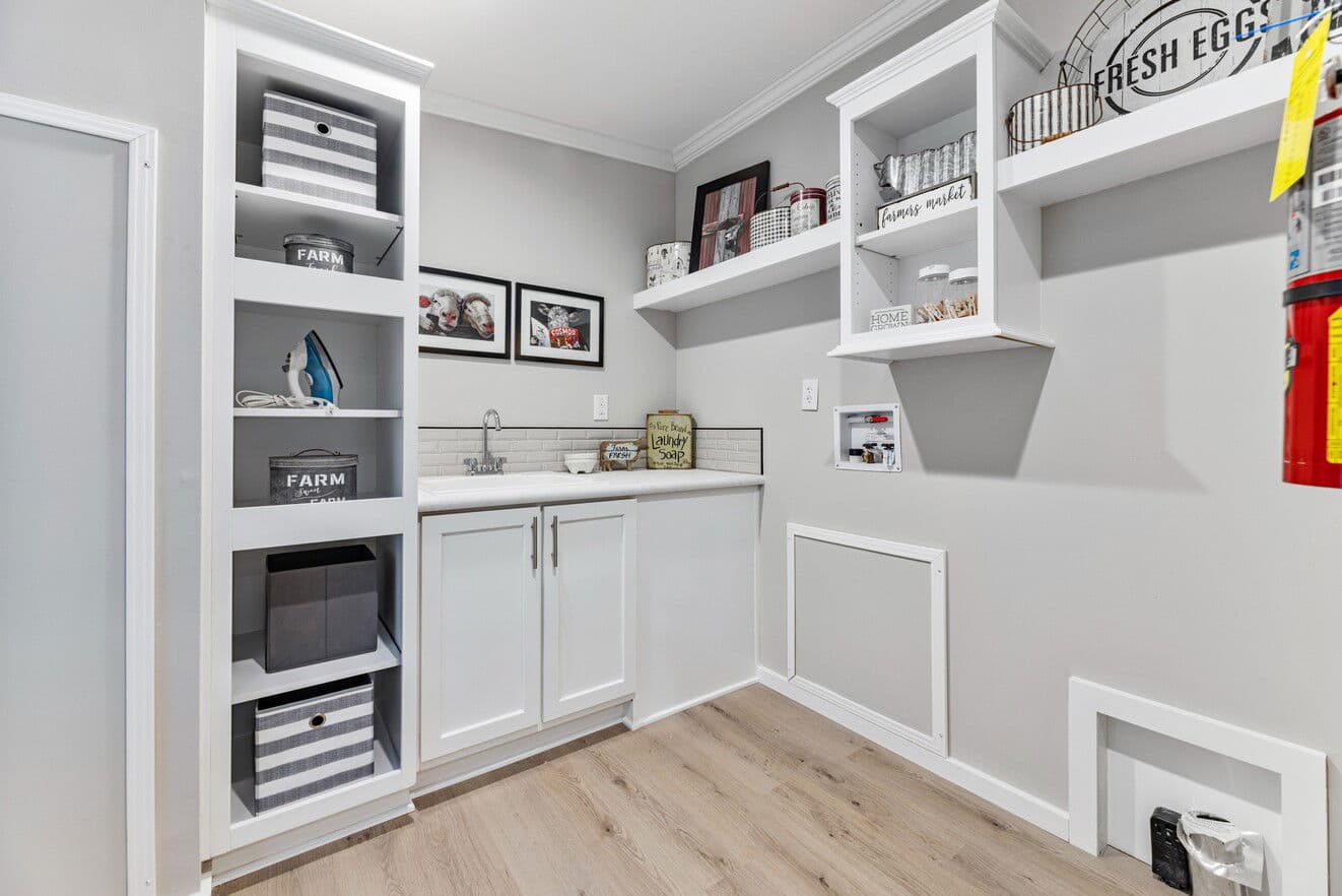 Kennedy ii 30603d interior home features